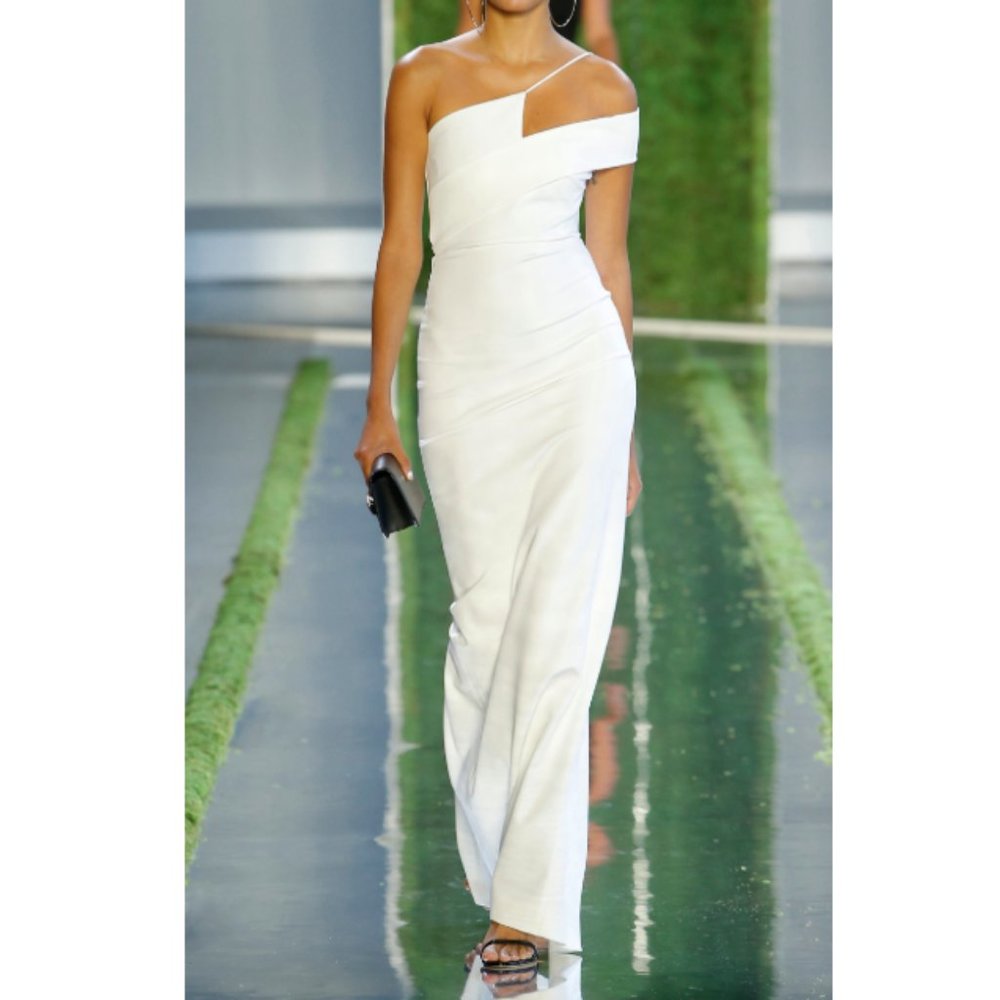 Cushnie One-Shoulder Cutout Gown